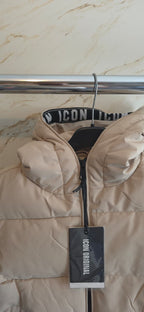 ICON beige gewatteerde winterjas voor jongens met capuchon van DeNa Kids Boutique