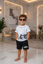 Jongens ICON wit-zwart zomerset met T-shirt en short - model 1 - luxe interieur | DeNa Fashion