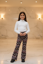 Zigzag flared broek meisjes multicolor - wit turtleneck - luxe interieur | DeNa Fashion